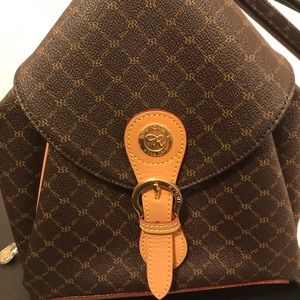 Rioni Signature Brown Zipper Strap Backpack